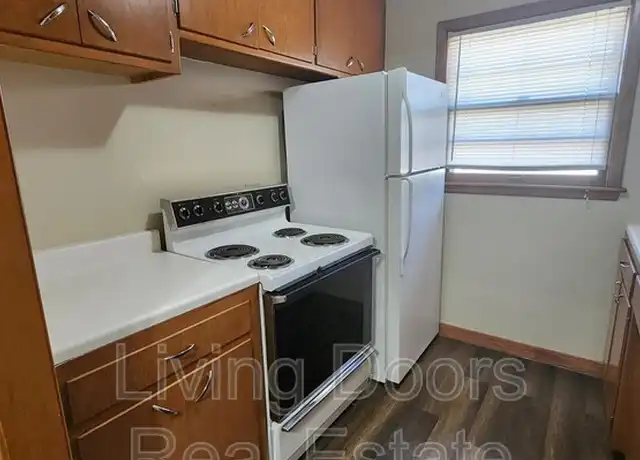Property at 1027 Garfield St Unit 5, Lincoln, NE, 68502, 1 bed, 1 bath, [object Object]