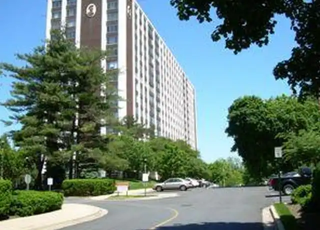 Property at 11801 Rockville Pike #312, Rockville, MD, 20852, 3 beds, 2.5 baths, [object Object]
