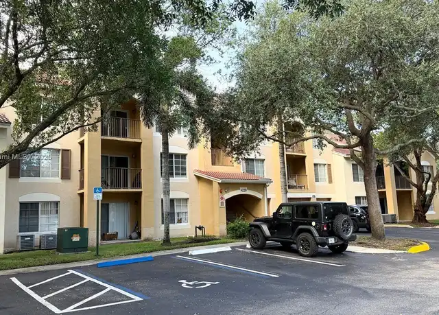 Property at 4220 San Marino Blvd #303, West Palm Beach, FL, 33409, 1 bed, 1 bath, [object Object]