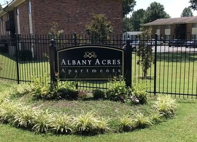 Property at 916 Fairground Spur Rd Apt B, New Albany, MS, 38652, 2 beds, 1 bath, [object Object]