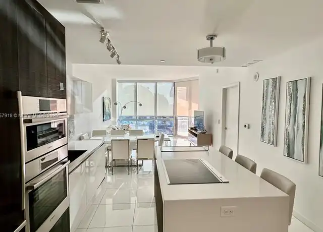Property at 851 NE 1st Ave #1106, Miami, FL, 33132, 1 bed, 2 baths, [object Object]