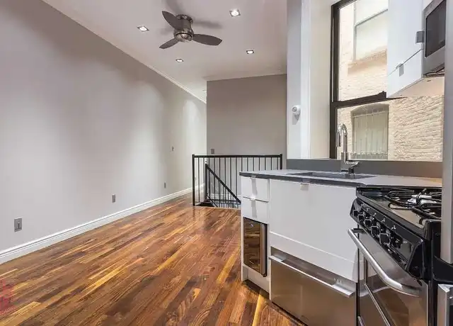 Property at 15 W 103rd St Unit 2D, New York, NY, 10025, 4 beds, 2 baths, [object Object]