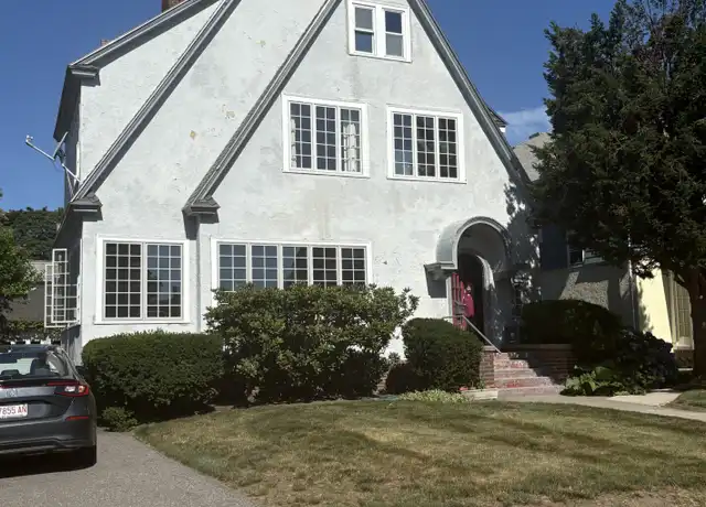 Property at 37 Somerset St Unit 3, Worcester, MA, 01609, 1 bed, 1 bath, [object Object]