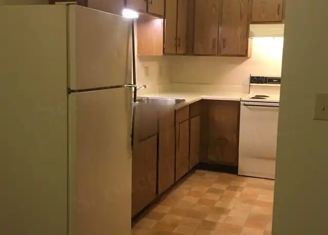 Property at 101 Johnson Dr #103, Buffalo, MO, 65622, 2 beds, 1 bath, [object Object]