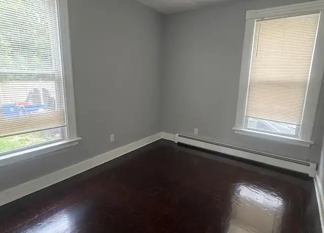 Property at 22 Carmel St Unit 1, New Haven, CT, 06511, 3 beds, 1 bath, [object Object]