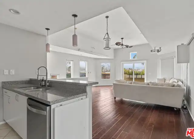 Property at 1744 10th St #1, Santa Monica, CA, 90404, 2 beds, 3 baths, [object Object]