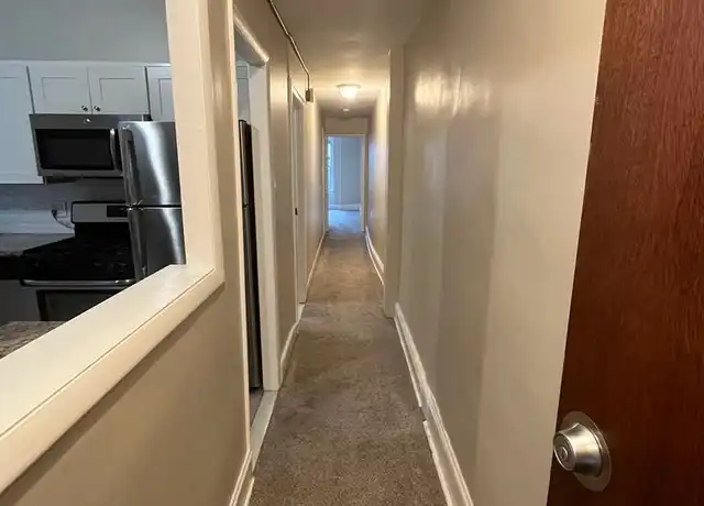 Property at 321 S 13th St Unit 2R, Philadelphia, PA, 19107, 1 bed, 1 bath, [object Object]