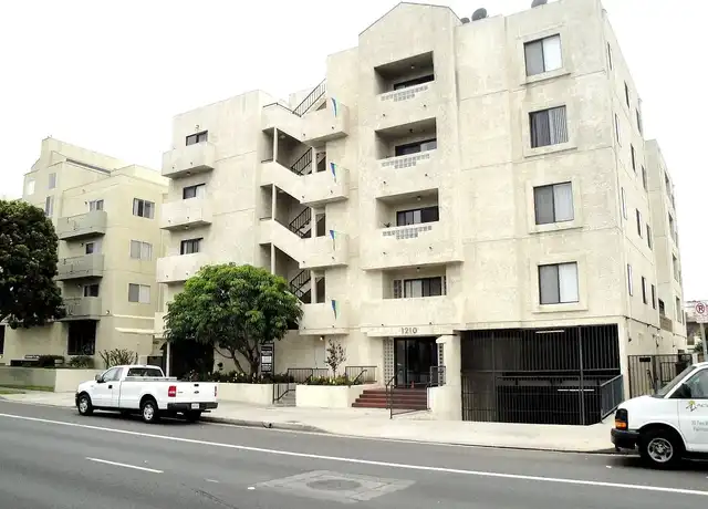 Property at v1210 - 1210 Venice Blvd, Venice, CA, 90291, 2 beds, 2 baths, [object Object]