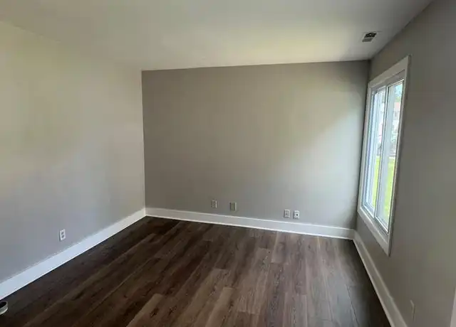 Property at 3406 Bruin Dr, Chesapeake, VA, 23321, 3 beds, 1.5 baths, [object Object]