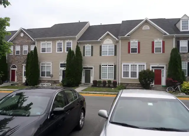 Property at 836 Linfield Ter NE, Leesburg, VA, 20176, 3 beds, 3.5 baths, [object Object]