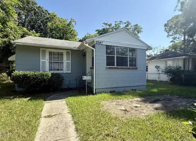 Property at 2047 W 16th St, Jacksonville, FL, 32209, 2 beds, 2.5 baths, [object Object]