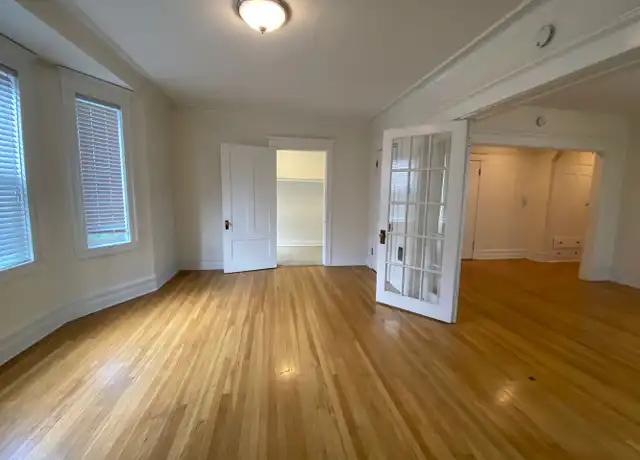 Property at 810 E Denny Way Unit 302, Seattle, WA, 98122, 2 beds, 1 bath, [object Object]