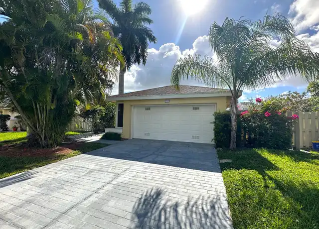 Property at 1095 NW 19th Ter, Delray Beach, FL, 33445, 2 beds, 2 baths, [object Object]