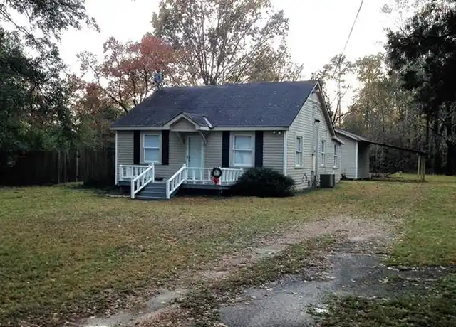 Property at 1213 Palmetto Rd, Benton, LA, 71006, 2 beds, 1 bath, [object Object]