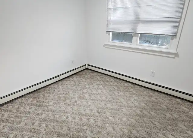 Property at 115 Jewett St, Ansonia, CT, 06401, 3 beds, 1 bath, [object Object]