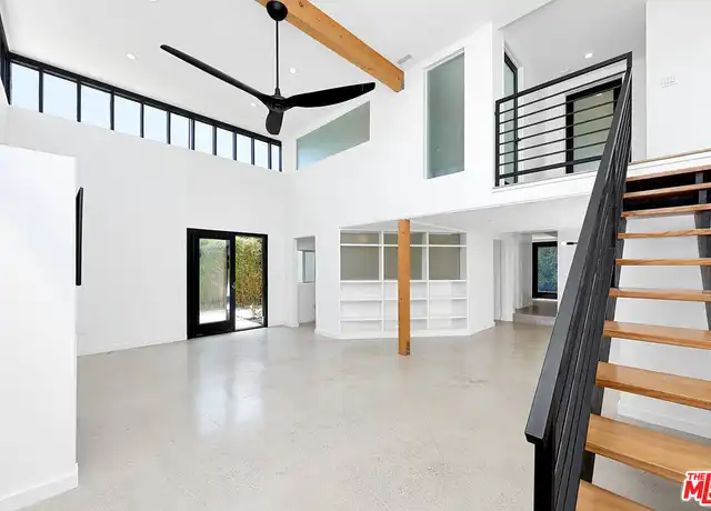 Property at 519 San Juan Ave, Venice, CA, 90291, 3 beds, 1.5 baths, [object Object]