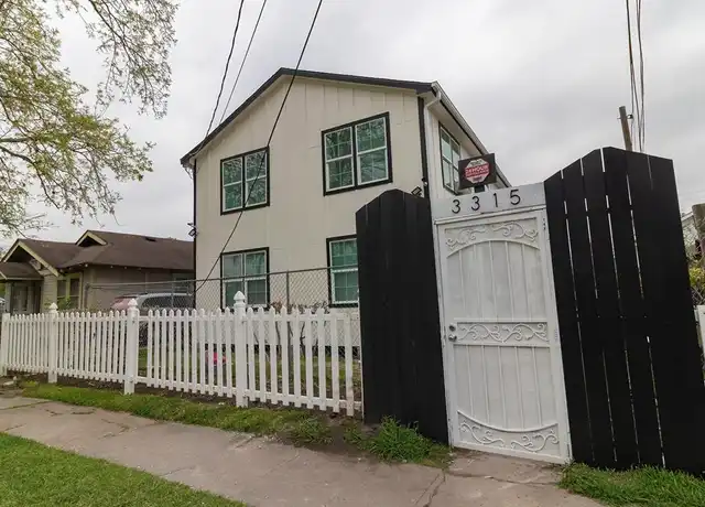 Property at 3315 Reeves St, Houston, TX, 77004, 1 bed, 5 baths, [object Object]