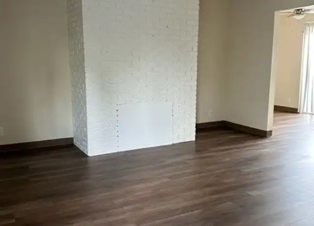 Property at 1103 2nd St NW Unit 1103-02, Salem, OR, 97304, 2 beds, 1 bath, [object Object]