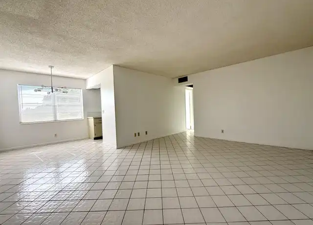 Property at 9 Hastings A Unit A, West Palm Beach, FL, 33417, 2 beds, 1.5 baths, [object Object]