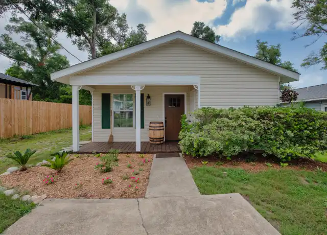 Property at 304 N E St, Pensacola, FL, 32501, 3 beds, 1 bath, [object Object]