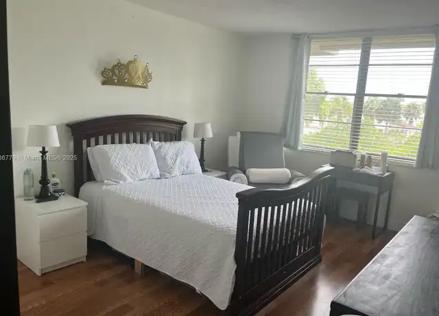 Property at 661 NE 195th St #305, Miami, FL, 33179, 1 bed, 1 bath, [object Object]