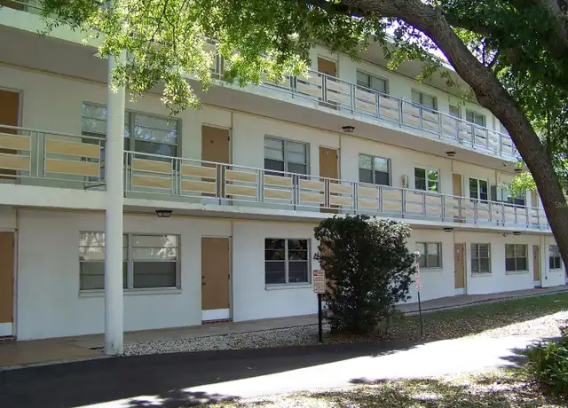 Property at 911 Washington Ave #212, Largo, FL, 33770, 2 beds, 2 baths, [object Object]