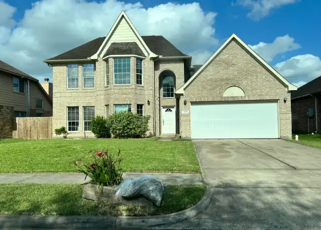 Property at 4035 Hawthorne Glen Ct, Fresno, TX, 77545, 6 beds, 3 baths, [object Object]