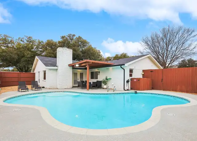 Property at 1113 Overdowns Dr, Plano, TX, 75023, 4 beds, 2 baths, [object Object]