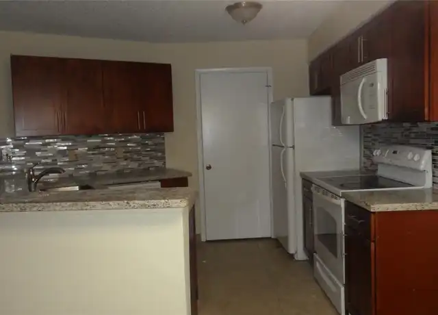 Property at 9999 Summerbreeze Dr #1007, Sunrise, FL, 33322, 2 beds, 2 baths, [object Object]
