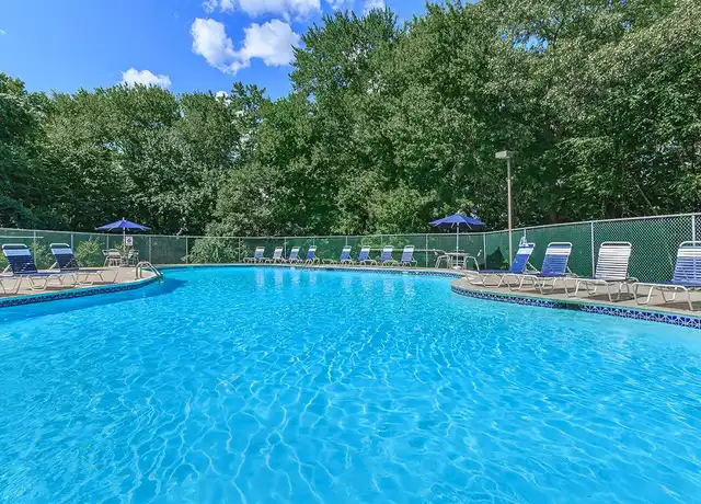 Property at Cambridge Estates Apartments - 4B Plumtree Dr, Norwich, CT, 06360, 1-2 bed, 1-1.5 bath, [object Object]