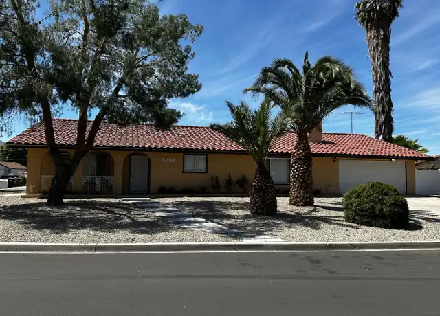 Property at 40925 Malibar Ave, Hemet, CA, 92544, 3 beds, 2 baths, [object Object]