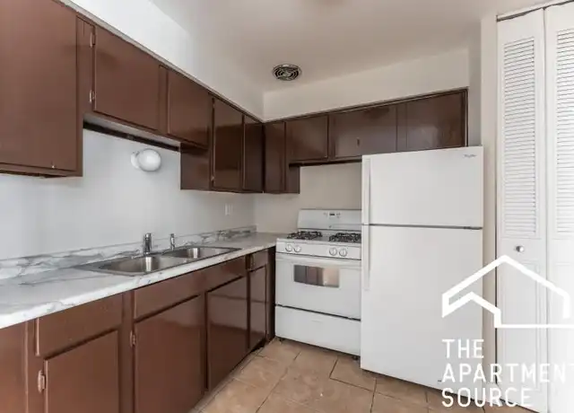 Property at 5909 N Kenmore Ave, Chicago, IL, 60660, 1 bed, 1 bath, [object Object]