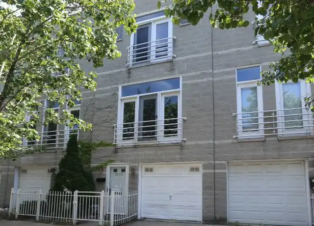 Property at 2205 W Ohio St Unit TH, Chicago, IL, 60612, 4 beds, 2.5 baths, [object Object]