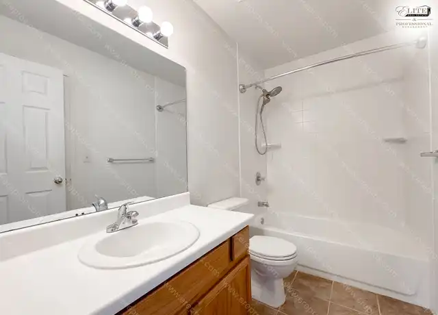 Property at 9448 Forestview Cir Unit 0150, Grand Blanc, MI, 48439, 2 beds, 1.5 baths, [object Object]