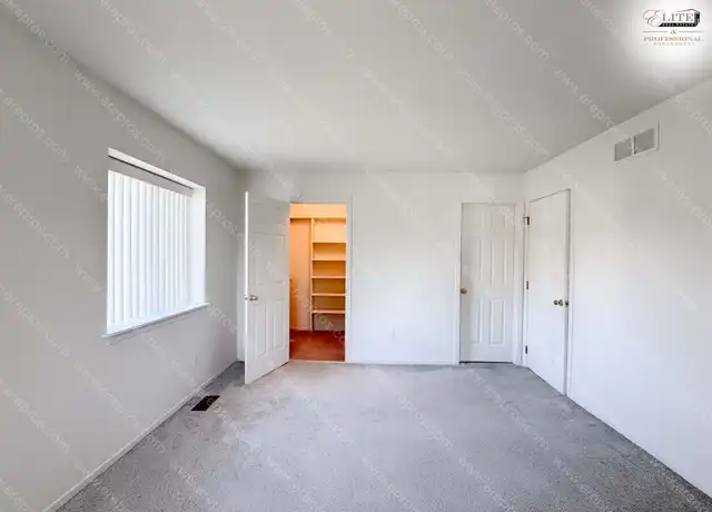 Property at 9448 Forestview Cir Unit 0150, Grand Blanc, MI, 48439, 2 beds, 1.5 baths, [object Object]