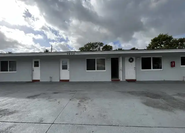 Property at 5600 NW 15th St Unit 8, Lauderhill, FL, 33313, 2 beds, 1 bath, [object Object]