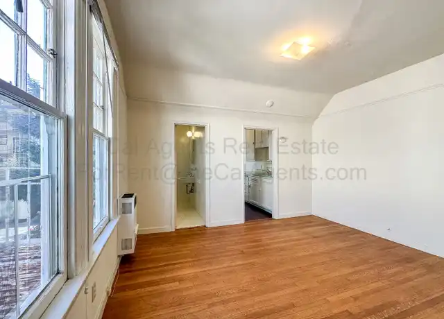 Property at 2710 Haste St Unit 5, Berkeley, CA, 94704, 0 beds, 1 bath, [object Object]