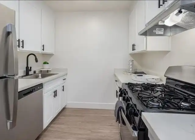 Property at The Ranch at Woodland - 724 Cottonwood St, Woodland, CA, 95695, 1-2 bed, 1 bath, [object Object]