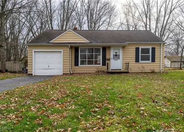 Property at 24339 Elm Rd, North Olmsted, OH, 44070, 2 beds, 1 bath, [object Object]