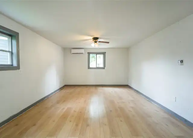 Property at 5313 Firnat St Unit B, Houston, TX, 77016, 1 bed, 1 bath, [object Object]