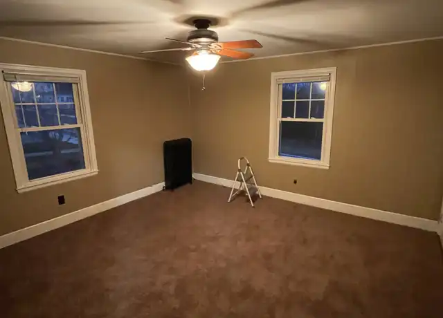 Property at 28 Maple Ave Unit 2R, Rutland, MA, 01543, 1 bed, 1 bath, [object Object]