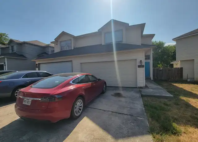 Property at 843 Sagewood Trl, San Marcos, TX, 78666, 3 beds, 3.5 baths, [object Object]