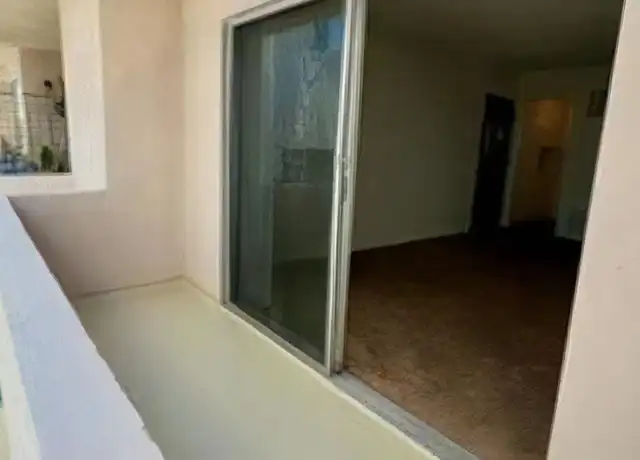 Property at 11727 Mayfield Ave, Los Angeles, CA, 90049, 1 bed, 1 bath, [object Object]