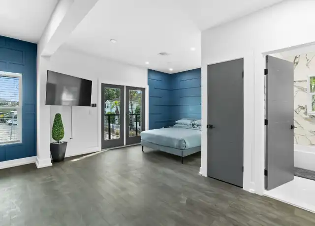 Property at 935 S Howard Ave Unit 15, Tampa, FL, 33606, 0 beds, 1 bath, [object Object]