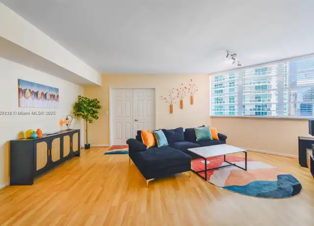 Property at 825 Brickell Bay Dr #2050, Miami, FL, 33131, 2 beds, 2 baths, [object Object]