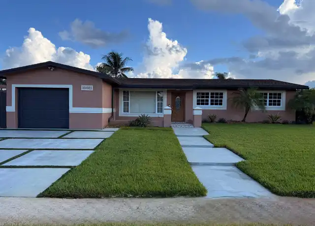 Property at 10911 NW 18th Pl, Pembroke Pines, FL, 33026, 4 beds, 2 baths, [object Object]