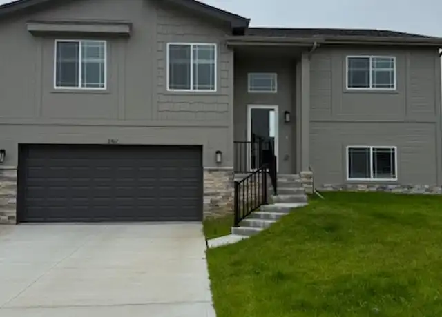 Property at 21061 Madison St, Elkhorn, NE, 68022, 3 beds, 2 baths, [object Object]