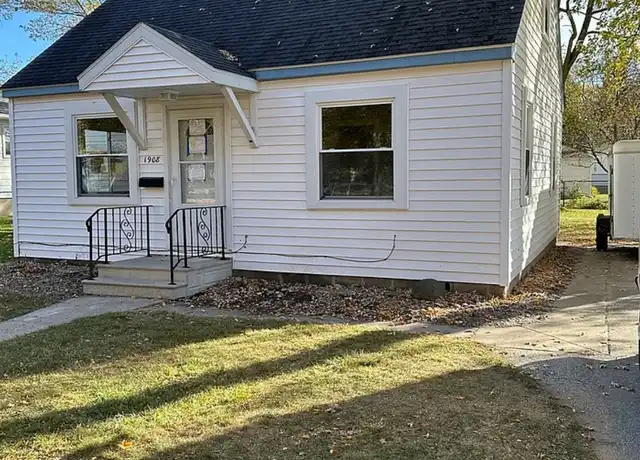 Property at 1908 Tackle St, Essexville, MI, 48732, 2 beds, 1 bath, [object Object]