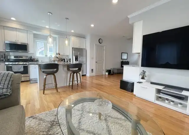 Property at 58 Starbird Ave, Roslindale, MA, 02131, 2 beds, 2 baths, [object Object]