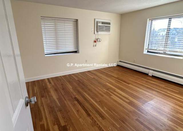 Photo of 42 W Emerson St, Melrose, MA 02176